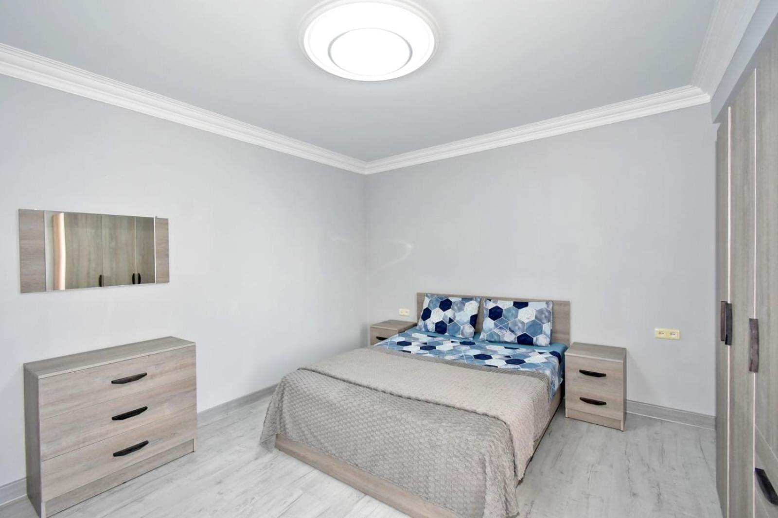 Luxury Spacious Apartment On Saryan Street.Centre Erivan Exterior foto