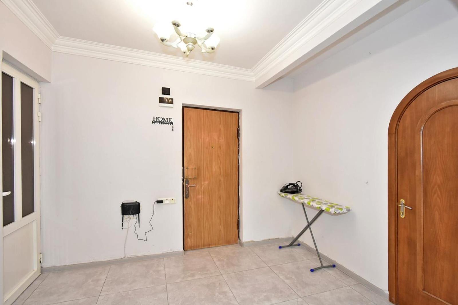 Luxury Spacious Apartment On Saryan Street.Centre Erivan Exterior foto